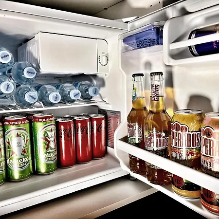 Super 1 Bed In Center Apartament